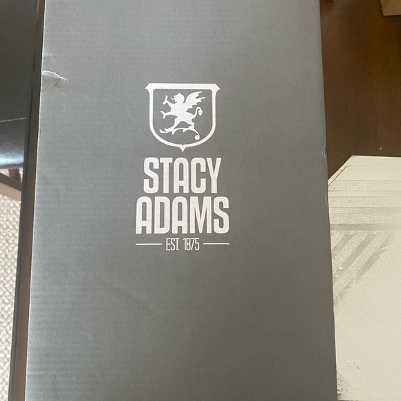 Men's Beau Bit Perforated Leather Loafer - Picture 6 of 6